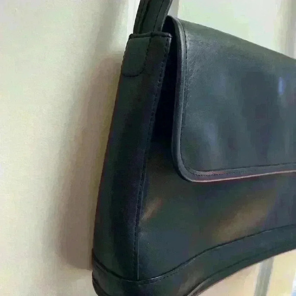 Giani Bernini Blue Leather Satchel Handbag Classic style long strap - Picture 6 of 15